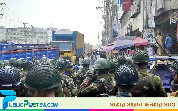 গাজীপুরে মহাসড়কে শ্রমিকদের বিক্ষোভ, ১২ কারখানায় ছুটি ঘোষণা