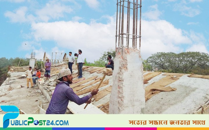 বিদ্যালয়ের ভবন নির্মাণে অনিয়ম, কলম ভেঙে ফেলার নির্দেশ